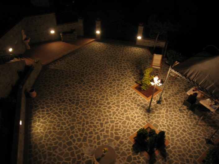 Image No.30-2 Bed Property for sale