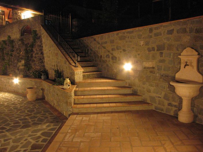 Image No.32-2 Bed Property for sale