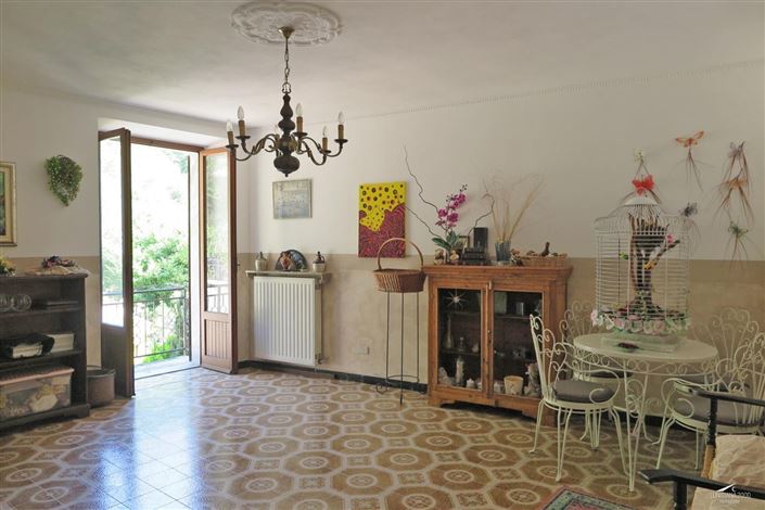 Image No.5-2 Bed Property for sale