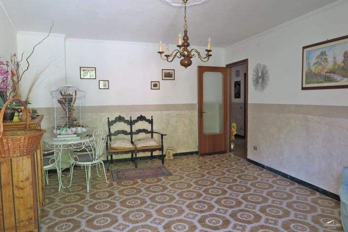 Image No.7-2 Bed Property for sale