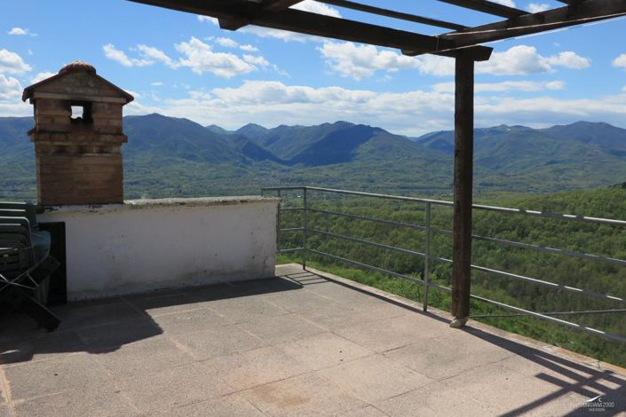 Image No.15-3 Bed Property for sale