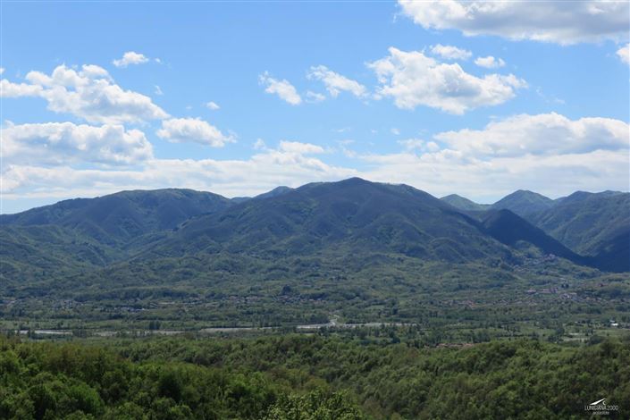 Image No.18-3 Bed Property for sale