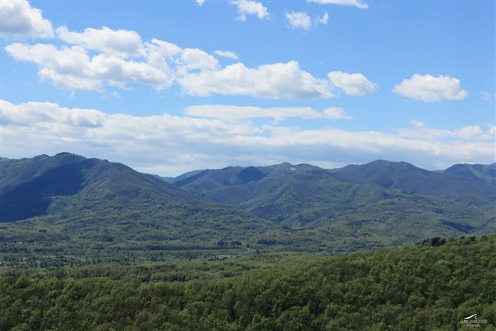 Image No.19-3 Bed Property for sale