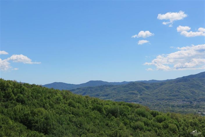 Image No.20-3 Bed Property for sale