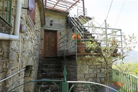 Image No.2-Propriété de 3 chambres à vendre à Villafranca in Lunigiana