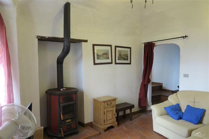 Image No.8-3 Bed Property for sale