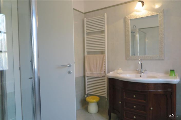 Image No.13-4 Bed Farmhouse for sale