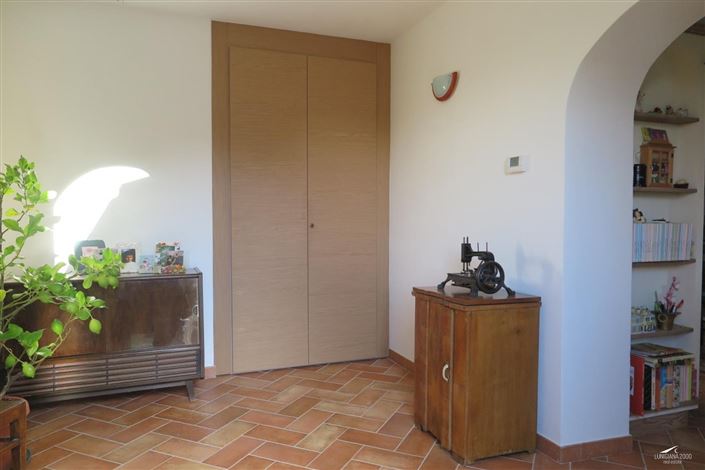 Image No.5-4 Bed Farmhouse for sale