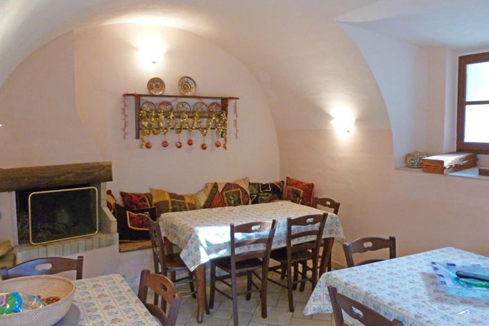 Image No.26-Ferme de 9 chambres à vendre à Mulazzo