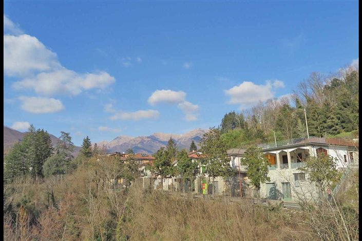 Image No.11-4 Bed Property for sale