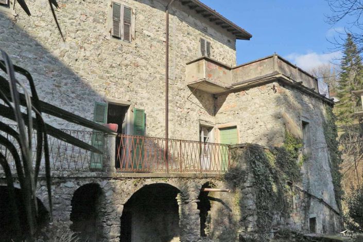 Image No.2-Propriété de 4 chambres à vendre à Bagnone