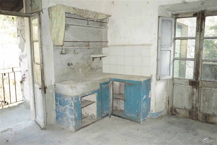 Image No.7-4 Bed Property for sale