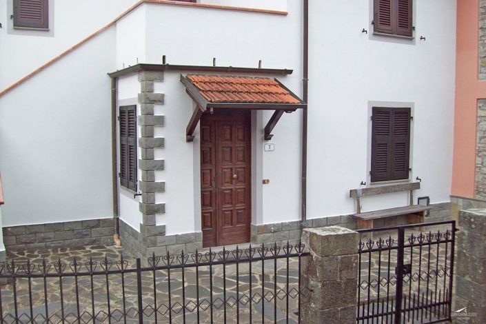 Image No.1-Maison de village de 2 chambres à vendre à Fivizzano
