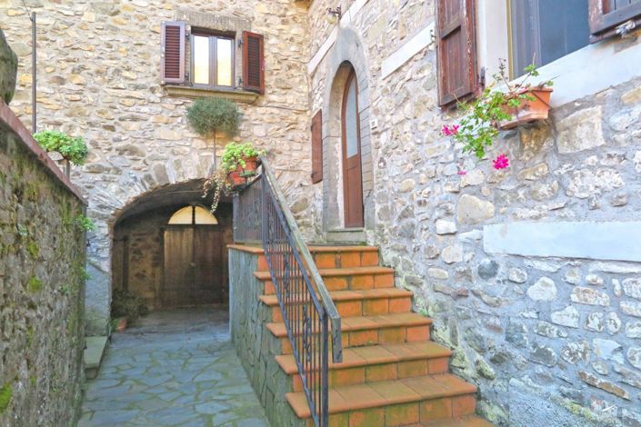 Image No.10-Propriété de 2 chambres à vendre à Licciana Nardi