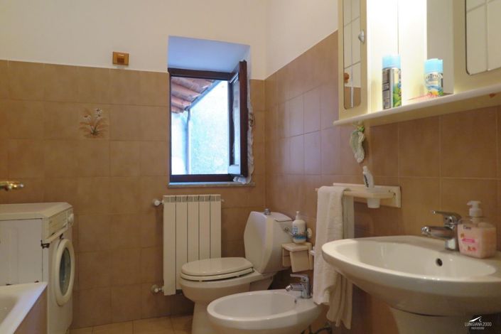 Image No.17-Propriété de 2 chambres à vendre à Licciana Nardi
