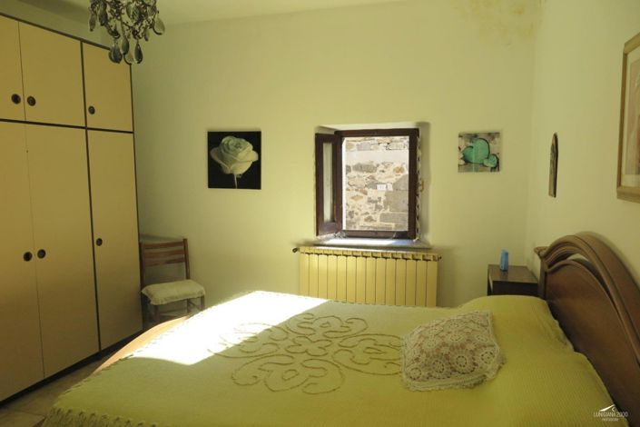 Image No.21-Propriété de 2 chambres à vendre à Licciana Nardi