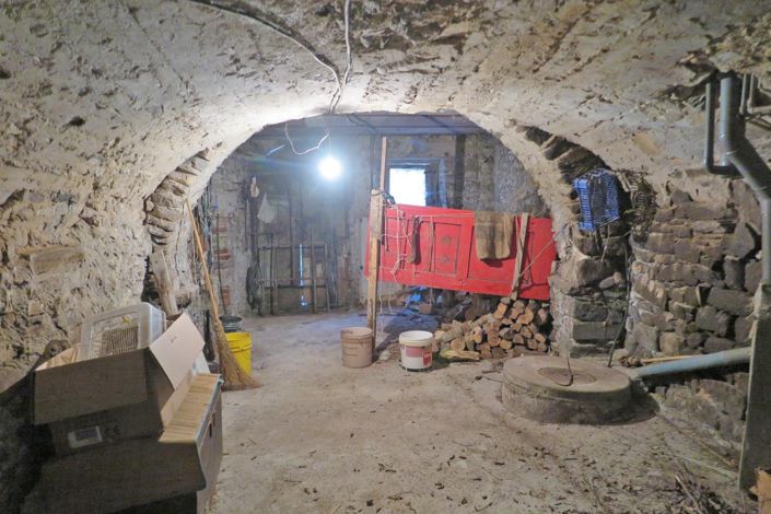 Image No.32-2 Bed Property for sale