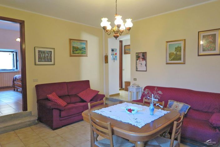 Image No.9-2 Bed Property for sale