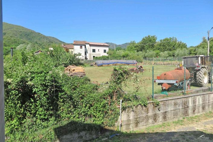 Image No.12-3 Bed Property for sale