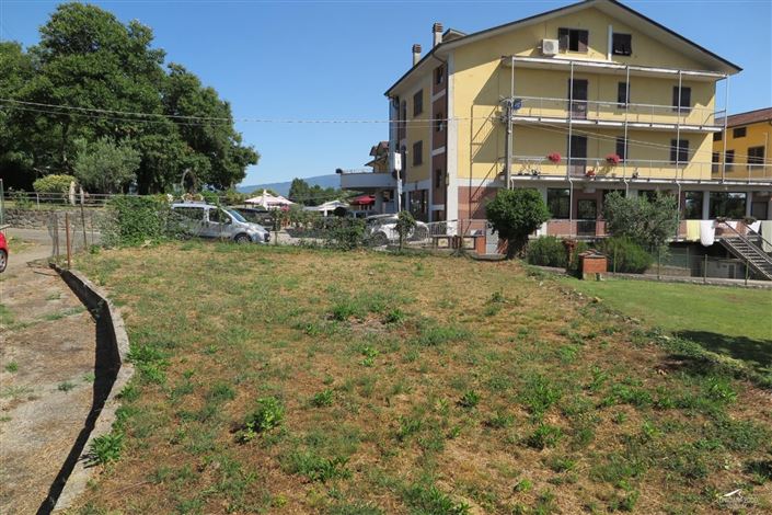 Image No.15-3 Bed Property for sale