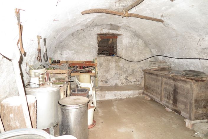 Image No.20-3 Bed Property for sale