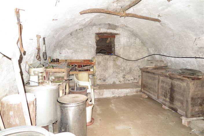 Image No.20-3 Bed Property for sale