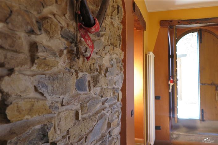 Image No.11-4 Bed Property for sale