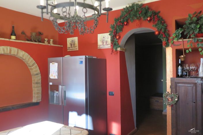 Image No.14-4 Bed Property for sale