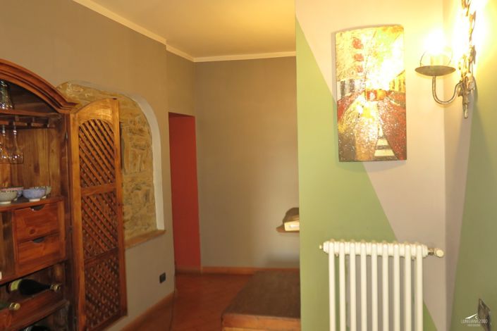 Image No.19-4 Bed Property for sale