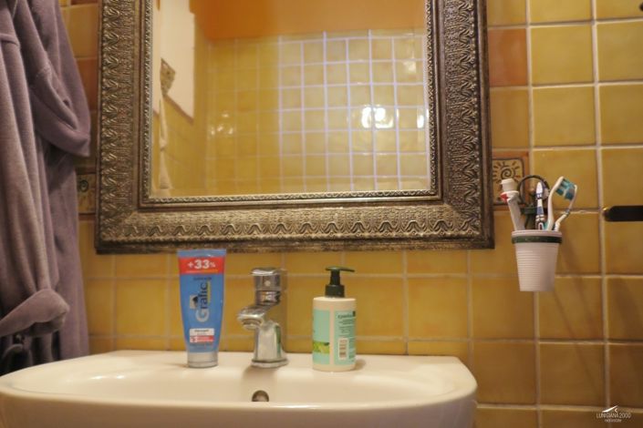 Image No.37-4 Bed Property for sale