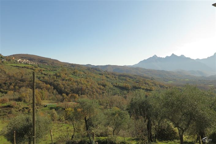 Image No.44-4 Bed Property for sale