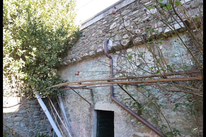 Image No.19-3 Bed Property for sale