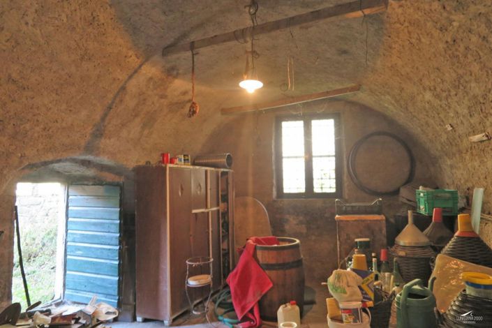 Image No.20-3 Bed Property for sale