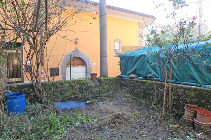 Image No.22-3 Bed Property for sale