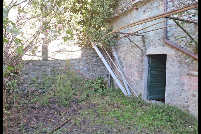 Image No.23-3 Bed Property for sale