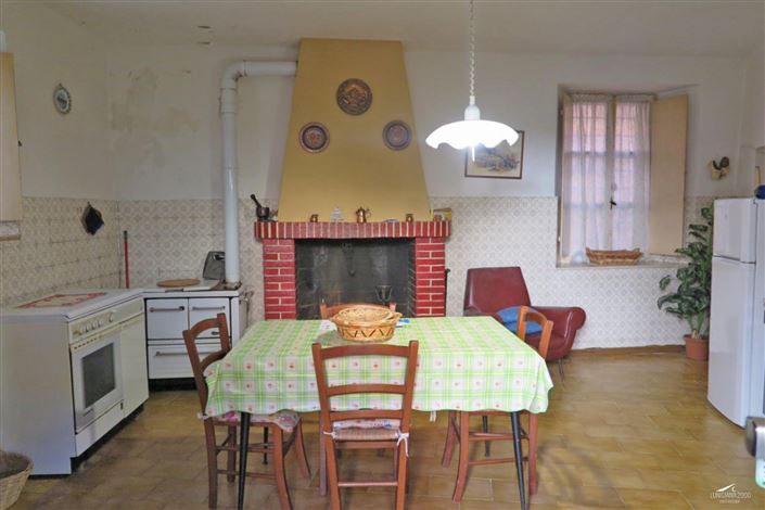 Image No.3-3 Bed Property for sale