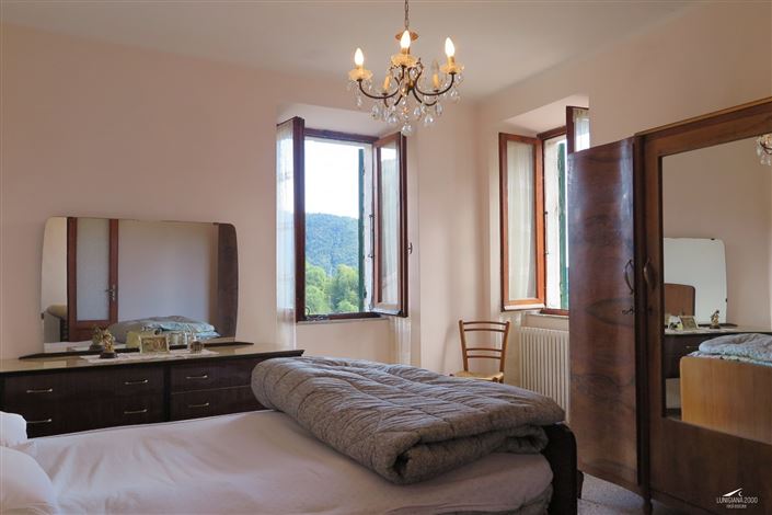 Image No.17-3 Bed Village House for sale