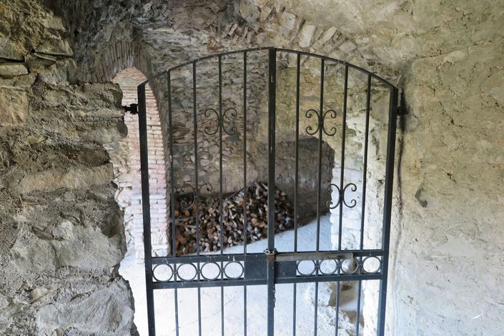 Image No.20-3 Bed Village House for sale