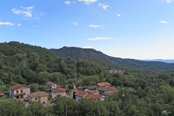 Image No.4-3 Bed Village House for sale