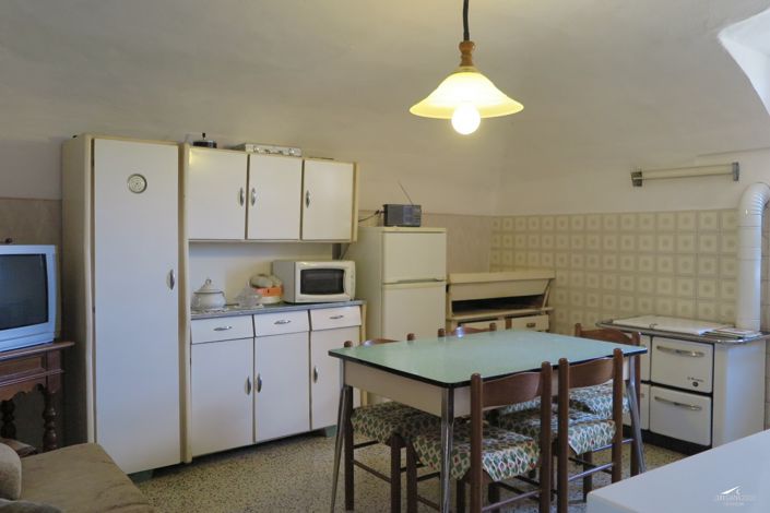 Image No.9-3 Bed Village House for sale