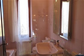 Image No.16-Propriété de 4 chambres à vendre à Mulazzo