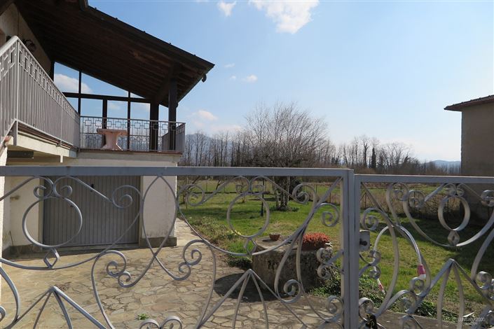 Image No.18-4 Bed Property for sale