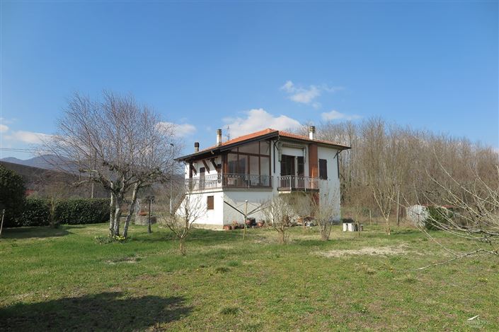 Image No.3-4 Bed Property for sale