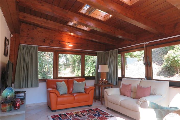 Image No.11-4 Bed Property for sale