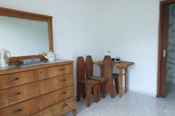 Image No.16-3 Bed Property for sale