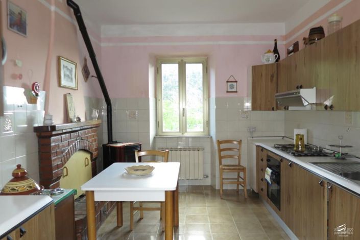 Image No.3-Propriété de 3 chambres à vendre à la Spezia