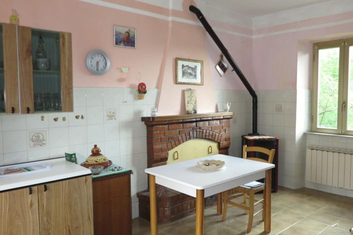 Image No.5-3 Bed Property for sale