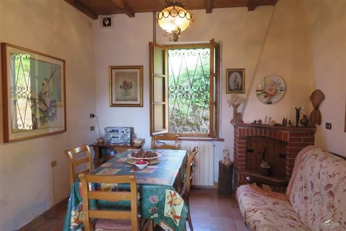 Image No.13-2 Bed Property for sale