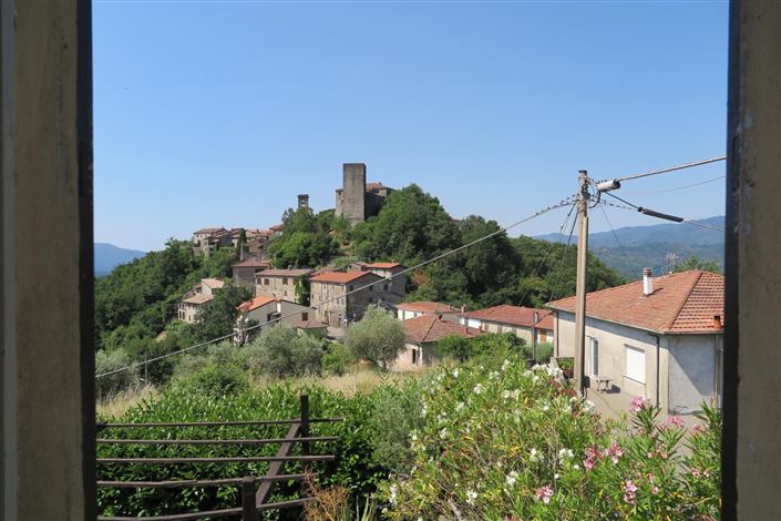 Image No.40-2 Bed Property for sale