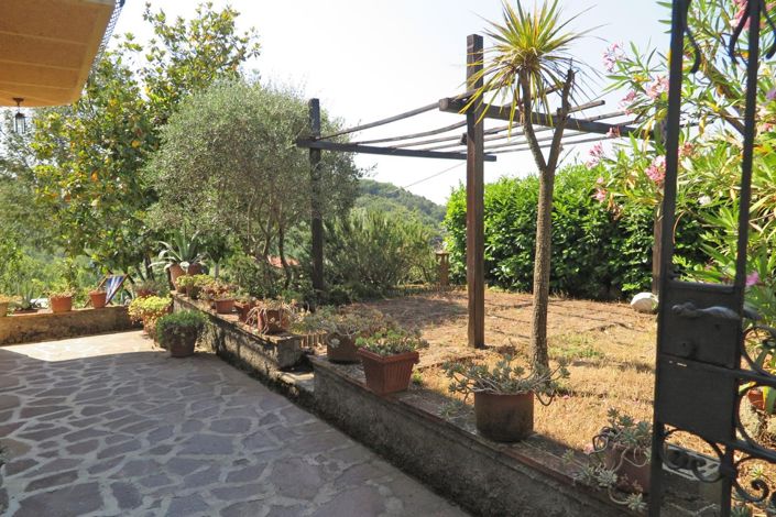 Image No.51-2 Bed Property for sale